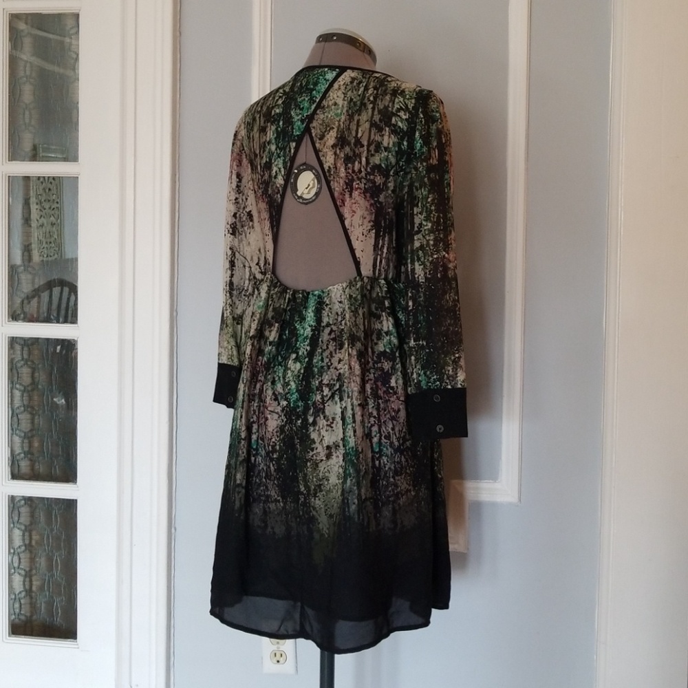 Open back ABS dress